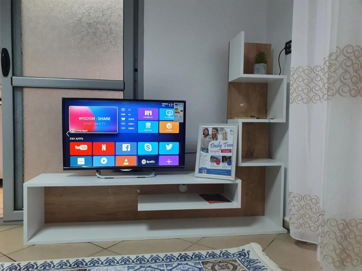 New# Bright Apartment-Tirana City Center Екстер'єр фото