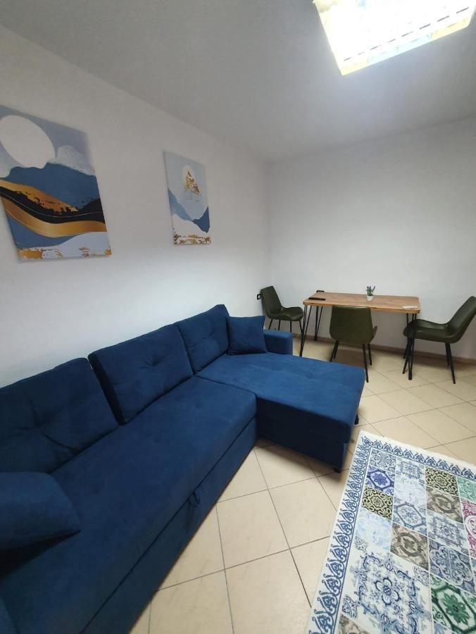 New# Bright Apartment-Tirana City Center Екстер'єр фото